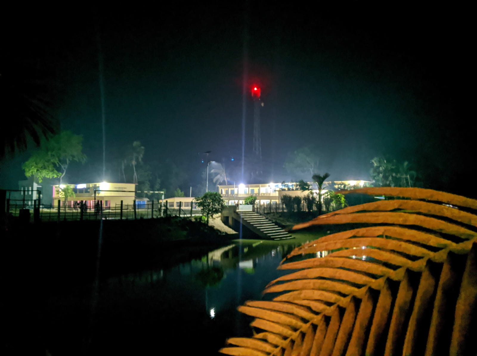 নিতুন ভবন তৈরি